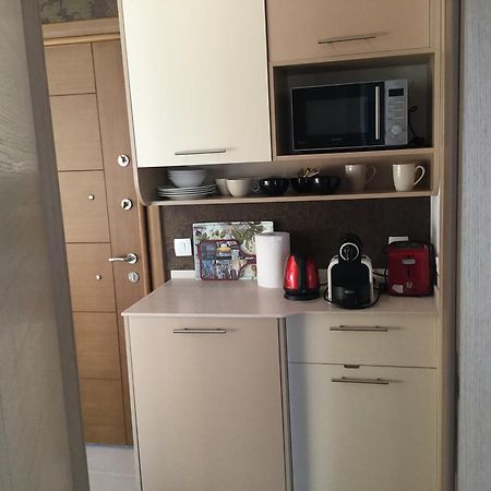 Apartment Sunset Рафаиловичи Екстериор снимка
