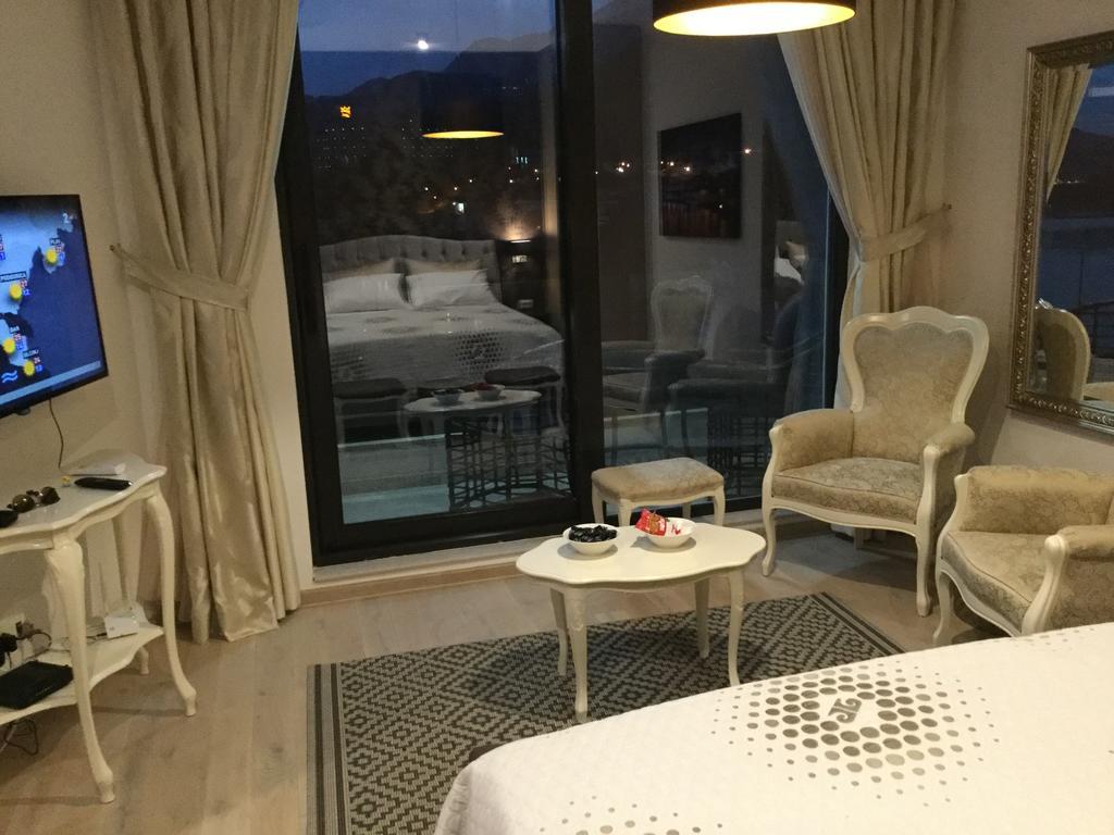 Apartment Sunset Рафаиловичи Екстериор снимка